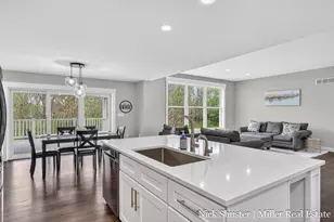 128 Thorn Hill Ct, Hastings, MI 49058 - Photo 9