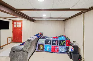 408 Cherokee Dr, Fremont, MI 49412 - Photo 25