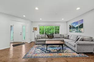 2105 Londonderry Rd, Ann Arbor, MI 48104 - Photo 5