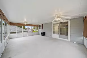 4024 County Farm Rd, Jackson, MI 49201 - Photo 11