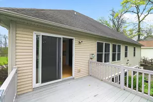 2112 Scenic Hills Dr, Jackson, MI 49201 - Photo 43
