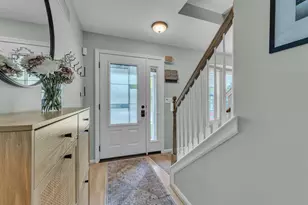 917 9th St, Wyandotte, MI 48192 - Photo 5