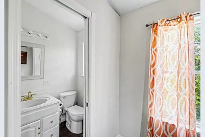 215 N Division Avenue, Fremont, MI 49412 - Photo 19