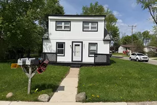 22851 Colgate St, Farmington, MI 48336 - Photo 3