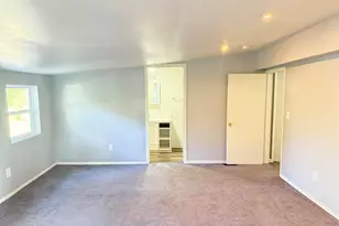 22851 Colgate St, Farmington, MI 48336 - Photo 17