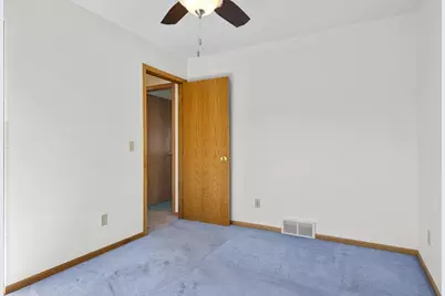 18851 Lakewood Circle, Lake Ann, MI 49650 - Photo 15