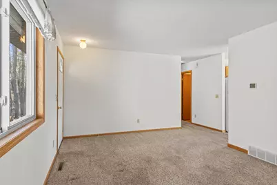 18851 Lakewood Circle, Lake Ann, MI 49650 - Photo 7
