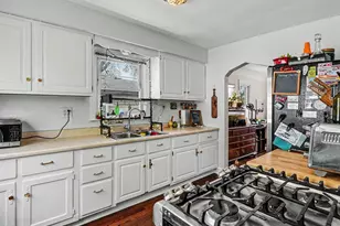 25850 Hanover St, Dearborn Heights, MI 48125 - Photo 7
