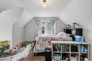 25850 Hanover St, Dearborn Heights, MI 48125 - Photo 9