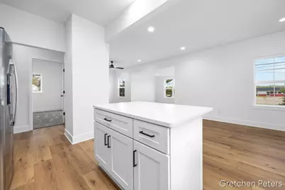 5352 Plainfield Avenue NE, Grand Rapids, MI 49525 - Photo 9