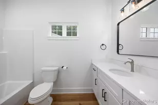 5352 Plainfield Ave NE, Grand Rapids, MI 49525 - Photo 17