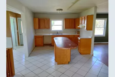 608 10 Mile Road NW, Sparta, MI 49345 - Photo 5