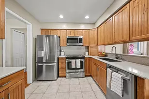 6506 Chirrewa St, Westland, MI 48185 - Photo 7