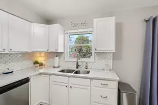 1250 Monroe Blvd, South Haven, MI 49090 - Photo 11