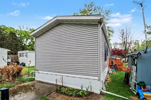 6446 Queens Way, Kalamazoo, MI 49009 - Photo 23