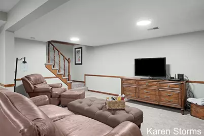 7033 Youngstown Avenue, Hudsonville, MI 49426 - Photo 21