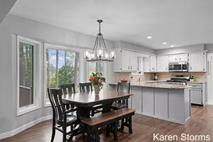 7033 Youngstown Ave, Hudsonville, MI 49426 - Photo 9