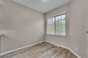 251 Fieldcrest St, Ann Arbor, MI 48103 - Photo 19