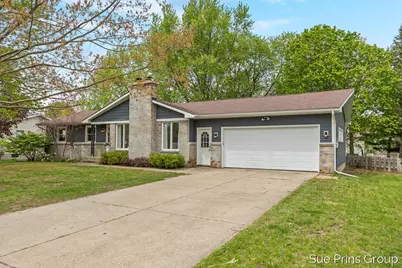 2595 Rosewood Street, Jenison, MI 49428 - Photo 3