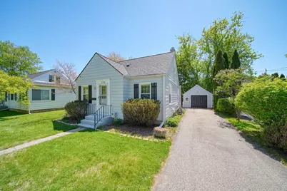 304 Chippewa Street, Tecumseh, MI 49286 - Photo 1