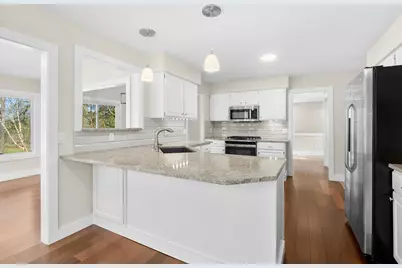 10581 Country Club Drive, Richland, MI 49083 - Photo 13