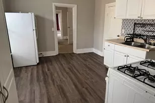 939 Prospect Ave NE, Grand Rapids, MI 49503 - Photo 5