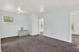 1313 Davis Ave NW, Grand Rapids, MI 49504 - Photo 5