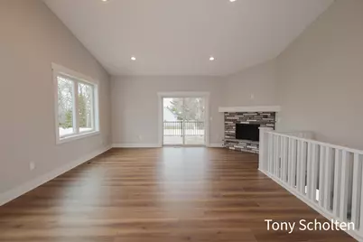 5139 Blendon Mdw Circle #27, Hudsonville, MI 49426 - Photo 5
