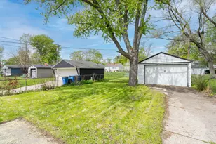 25430 Colgate St, Dearborn Heights, MI 48125 - Photo 21