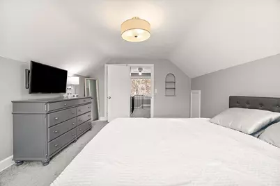 1331 Hillcrest Avenue NW, Grand Rapids, MI 49504 - Photo 27
