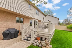 5031 Redwood Dr, Monroe, MI 48161 - Photo 9