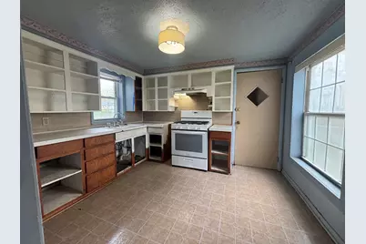 206 E 6th, Marion, MI 49665 - Photo 5