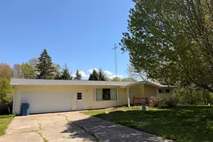 4003 Evergreen Ln, Benton Harbor, MI 49022 - Photo 23