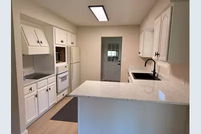 4003 Evergreen Lane, Benton Harbor, MI 49022 - Photo 5