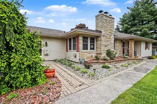 210 Maplecrest Ave, Sturgis, MI 49091 - Photo 3