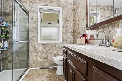 210 Maplecrest Avenue, Sturgis, MI 49091 - Photo 13