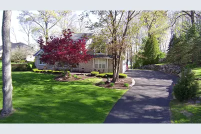 4619 Oak Pointe Drive, Brighton, MI 48116 - Photo 3