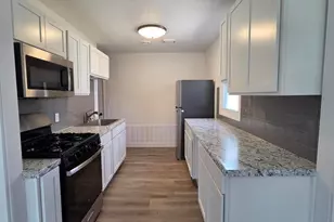 2167 Austin St, Muskegon, MI 49444 - Photo 9