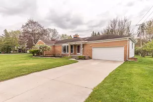 415 Linden Ct, Saline, MI 48176 - Photo 41