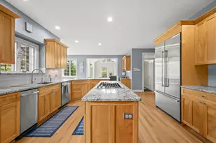 2843 Wyndwicke Dr, Saint Joseph, MI 49085 - Photo 9