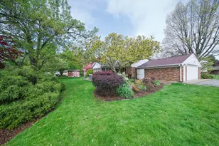 2676 Lake Bluff Terrace, Saint Joseph, MI 49085 - Photo 5