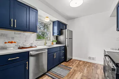 1942 Woodcliff Avenue SE, Grand Rapids, MI 49506 - Photo 9