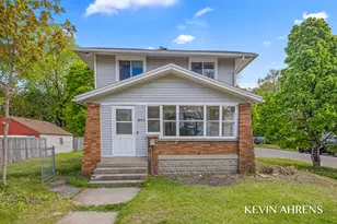 1862 Kalamazoo Ave SE, Grand Rapids, MI 49507 - Photo 1