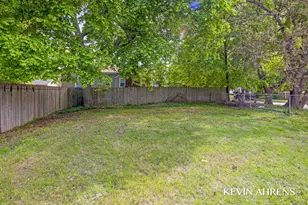 1862 Kalamazoo Ave SE, Grand Rapids, MI 49507 - Photo 3