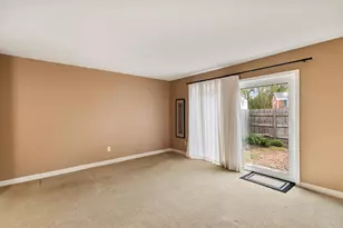 707 Garland Cir, Kalamazoo, MI 49008 - Photo 15
