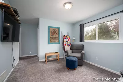 75 Cleveland Street E, Coopersville, MI 49404 - Photo 17