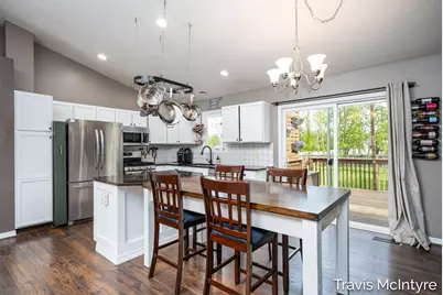 75 Cleveland Street E, Coopersville, MI 49404 - Photo 7