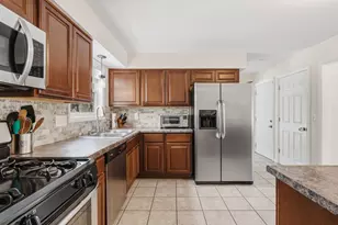 6337 Avon St, Portage, MI 49024 - Photo 11