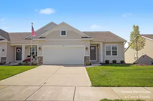 2914 Veld Creek Dr, Rockford, MI 49341 - Photo 1