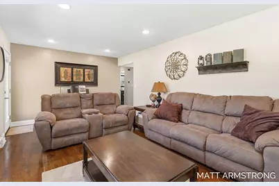 3726 Minnie Avenue SW, Wyoming, MI 49519 - Photo 3